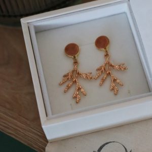 Pendientes dorados y dorado rosa